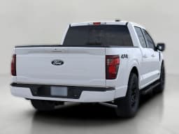 Ford F-150 XLT 4WD SuperCrew 5.5' Box 2026 — side view