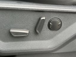 Ford F-150 LARIAT 4WD SuperCrew 5.5' Box 2026 — side view