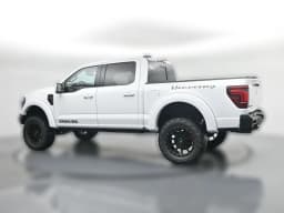 Ford F-150 LARIAT 4WD SuperCrew 5.5' Box 2025 — side view