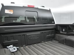 Ford F-150 LARIAT 4WD SuperCrew 5.5' Box 2025 — side view