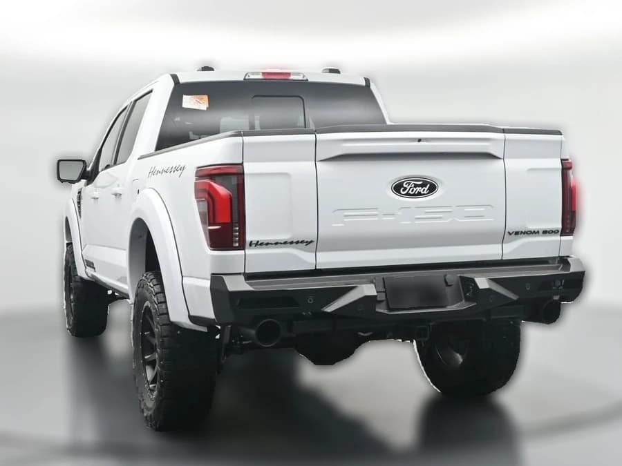 Ford F-150 LARIAT 4WD SuperCrew 5.5' Box 2025 — side view