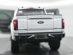 Ford F-150 LARIAT 4WD SuperCrew 5.5' Box 2025 — side view