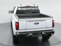 Ford F-150 LARIAT 4WD SuperCrew 5.5' Box 2025 — side view