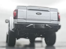 Ford F-150 LARIAT 4WD SuperCrew 5.5' Box 2025 — side view