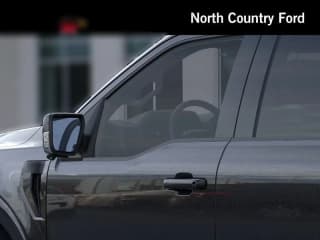 Ford F-150 LARIAT 4WD SuperCrew 5.5' Box