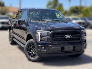 Ford F-150 LARIAT 4WD SuperCrew 5.5' Box