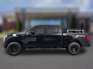 Ford F-150 LARIAT 4WD SuperCrew 5.5' Box