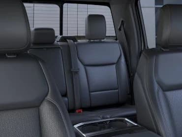 Ford F-150 LARIAT 4WD SuperCrew 5.5' Box 2025 — side view