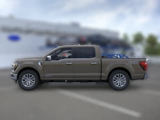 Ford F-150 LARIAT 4WD SuperCrew 5.5' Box
