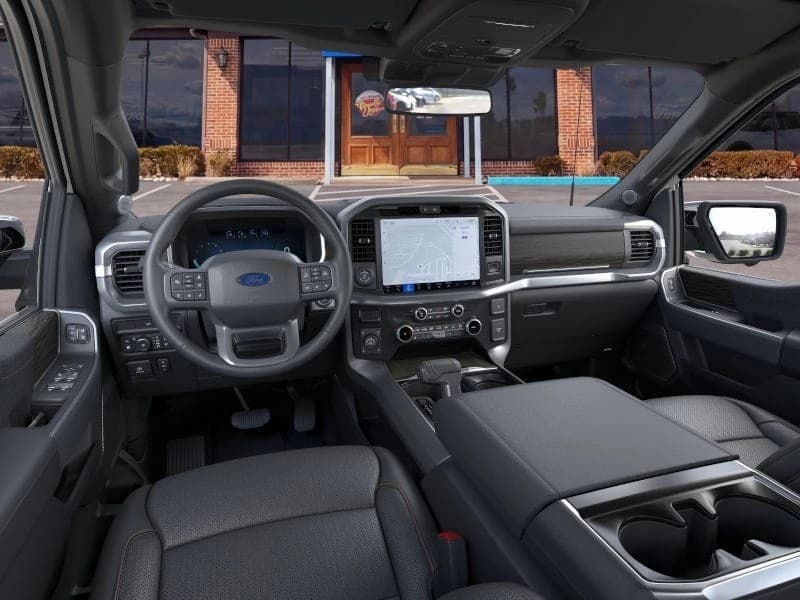 Ford F-150 LARIAT 4WD SuperCrew 6.5' Box 2026 — side view