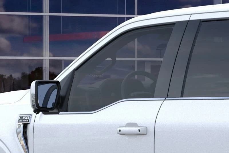 Ford F-150 King Ranch 4WD SuperCrew 5.5' Box 2026 — side view