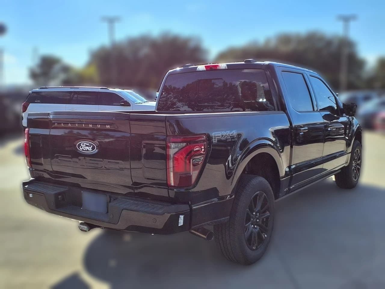 Ford F-150 Platinum 4WD SuperCrew 5.5' Box 2026 — side view