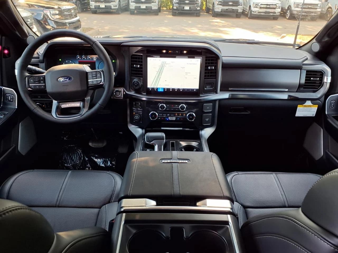 Ford F-150 Platinum 4WD SuperCrew 5.5' Box 2026 — side view