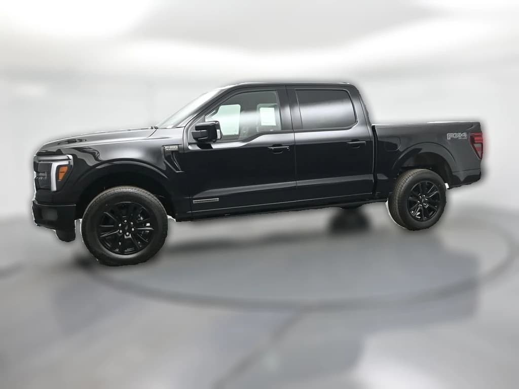 Ford F-150 Platinum 4WD SuperCrew 5.5' Box 2025 — side view