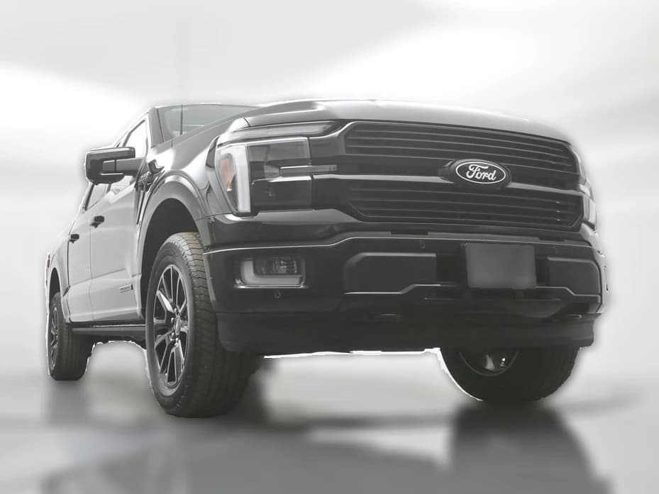 Ford F-150 Platinum 4WD SuperCrew 5.5' Box 2025 — side view