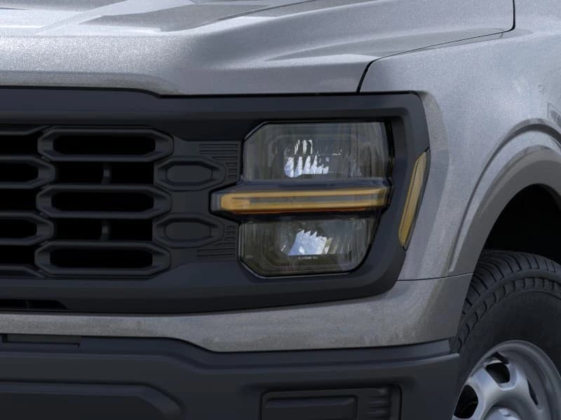 Ford F-150 XL 2WD Reg Cab 6.5' Box 2026 — side view