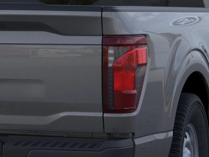 Ford F-150 XL 2WD Reg Cab 6.5' Box 2026 — side view