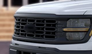 Ford F-150 XL 2WD Reg Cab 8' Box