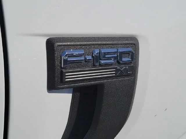 Ford F-150 XL 2WD Reg Cab 8' Box 2026 — side view