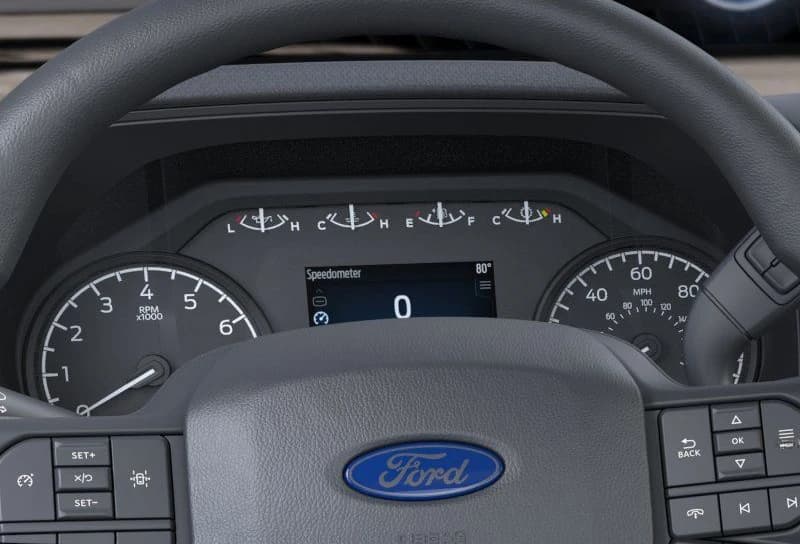 Ford F-150 XL 4WD Reg Cab 6.5' Box 2026 — side view