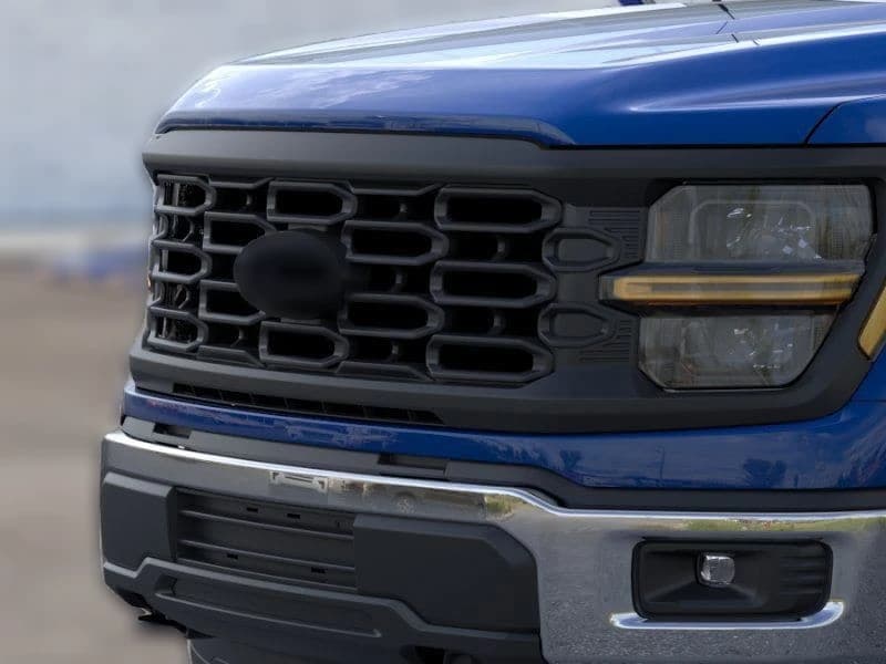 Ford F-150 XL 4WD Reg Cab 6.5' Box 2026 — side view