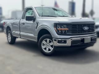 Ford F-150 XL 2WD Reg Cab 8' Box