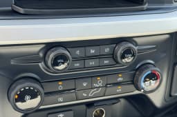 Ford Super Duty F-350 SRW XL 2WD Reg Cab 8' Box 2024 — side view