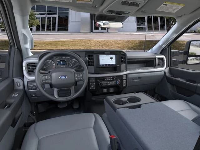 Ford Super Duty F-350 SRW XL 4WD Reg Cab 8' Box 2026 — side view