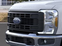 Ford Super Duty F-350 SRW XL 4WD Reg Cab 8' Box 2026 — side view