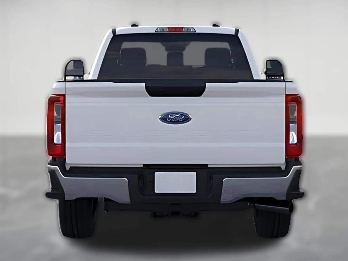 Ford Super Duty F-350 SRW XLT 4WD Reg Cab 8' Box 2026 — side view