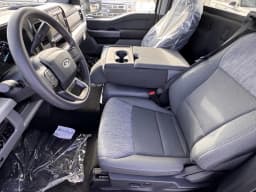 Ford Super Duty F-350 SRW XLT 4WD Reg Cab 8' Box 2025 — side view