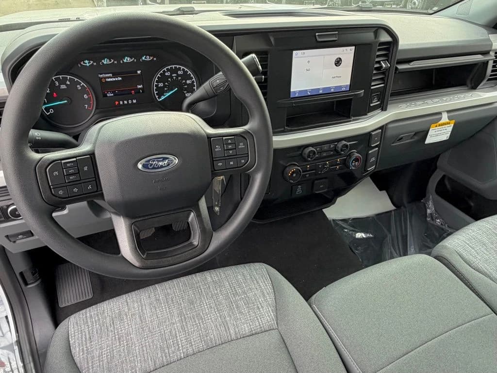 Ford Super Duty F-350 DRW XLT 2WD Reg Cab 8' Box 2026 — side view