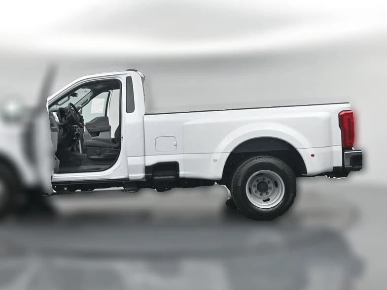 Ford Super Duty F-350 DRW XL 2WD Reg Cab 8' Box 2026 — side view