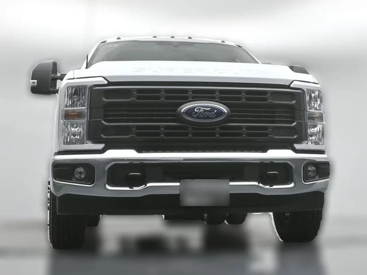 Ford Super Duty F-350 DRW XL 2WD Reg Cab 8' Box 2026 — side view