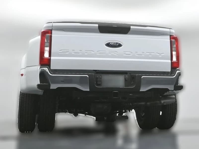Ford Super Duty F-350 DRW XL 2WD Reg Cab 8' Box 2026 — side view