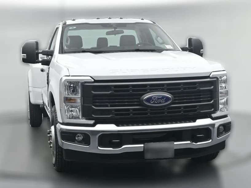 Ford Super Duty F-350 DRW XL 2WD Reg Cab 8' Box 2026 — side view