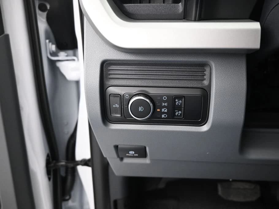 Ford Super Duty F-350 DRW XL 2WD Reg Cab 8' Box 2026 — side view