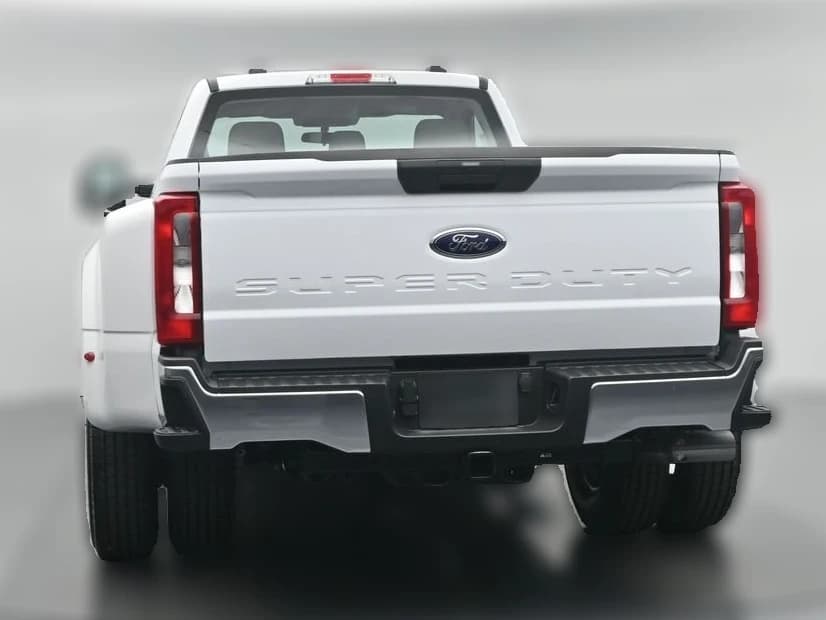 Ford Super Duty F-350 DRW XL 2WD Reg Cab 8' Box 2026 — side view