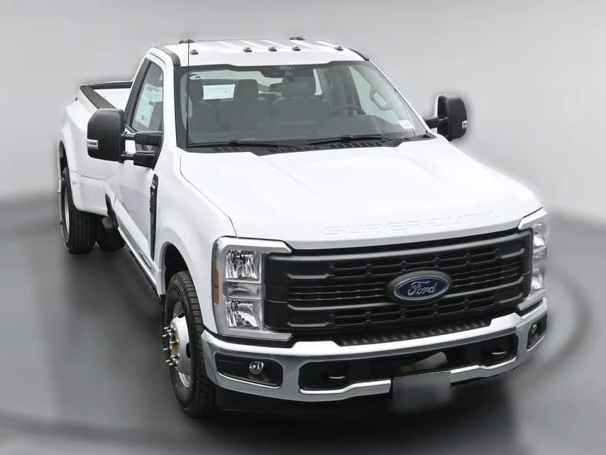 Ford Super Duty F-350 DRW XL 2WD Reg Cab 8' Box 2026 — side view