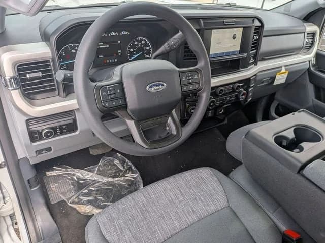 Ford Super Duty F-350 DRW XLT 4WD Reg Cab 8' Box 2026 — side view