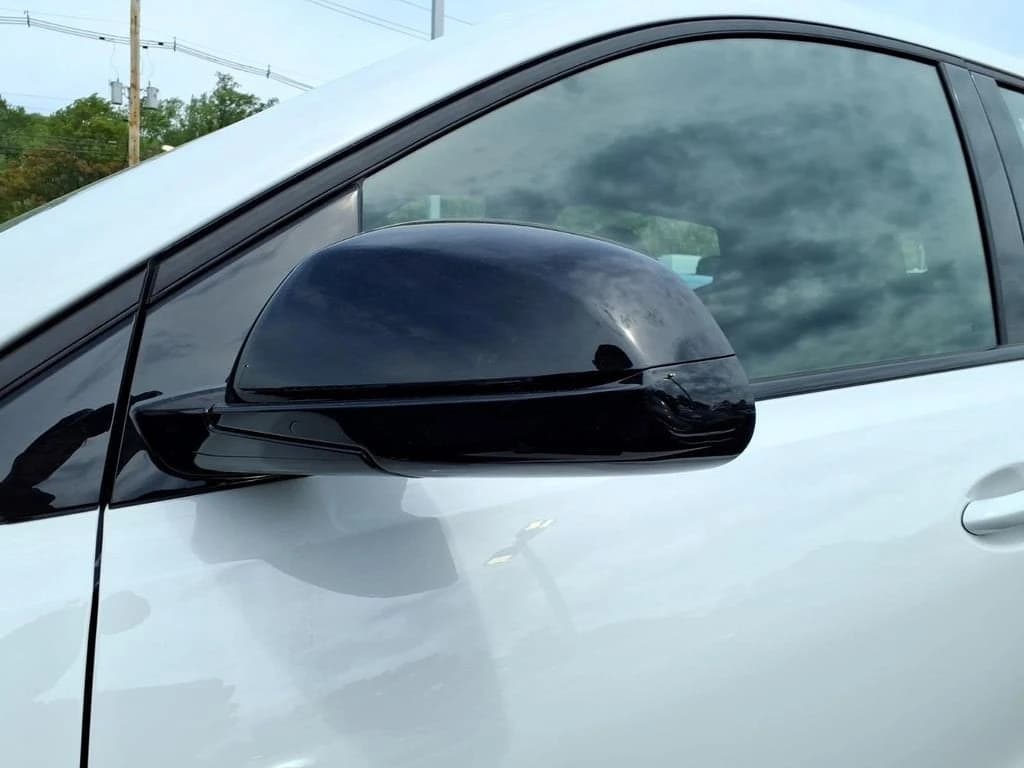 Chevrolet Bolt LT FWD 4dr 2027 — side view