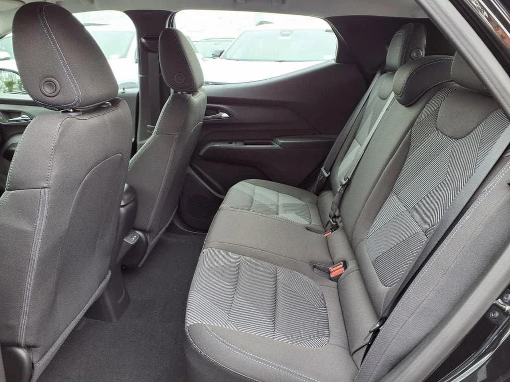 Chevrolet Bolt LT FWD 4dr 2027 — side view