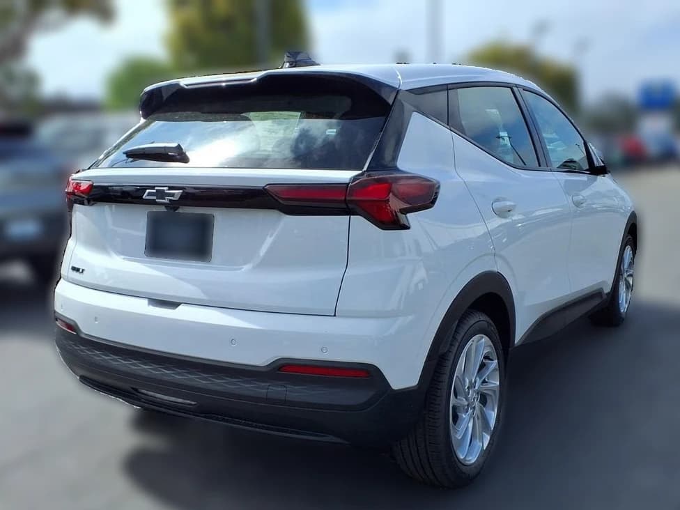 Chevrolet Bolt LT FWD 4dr 2027 — side view