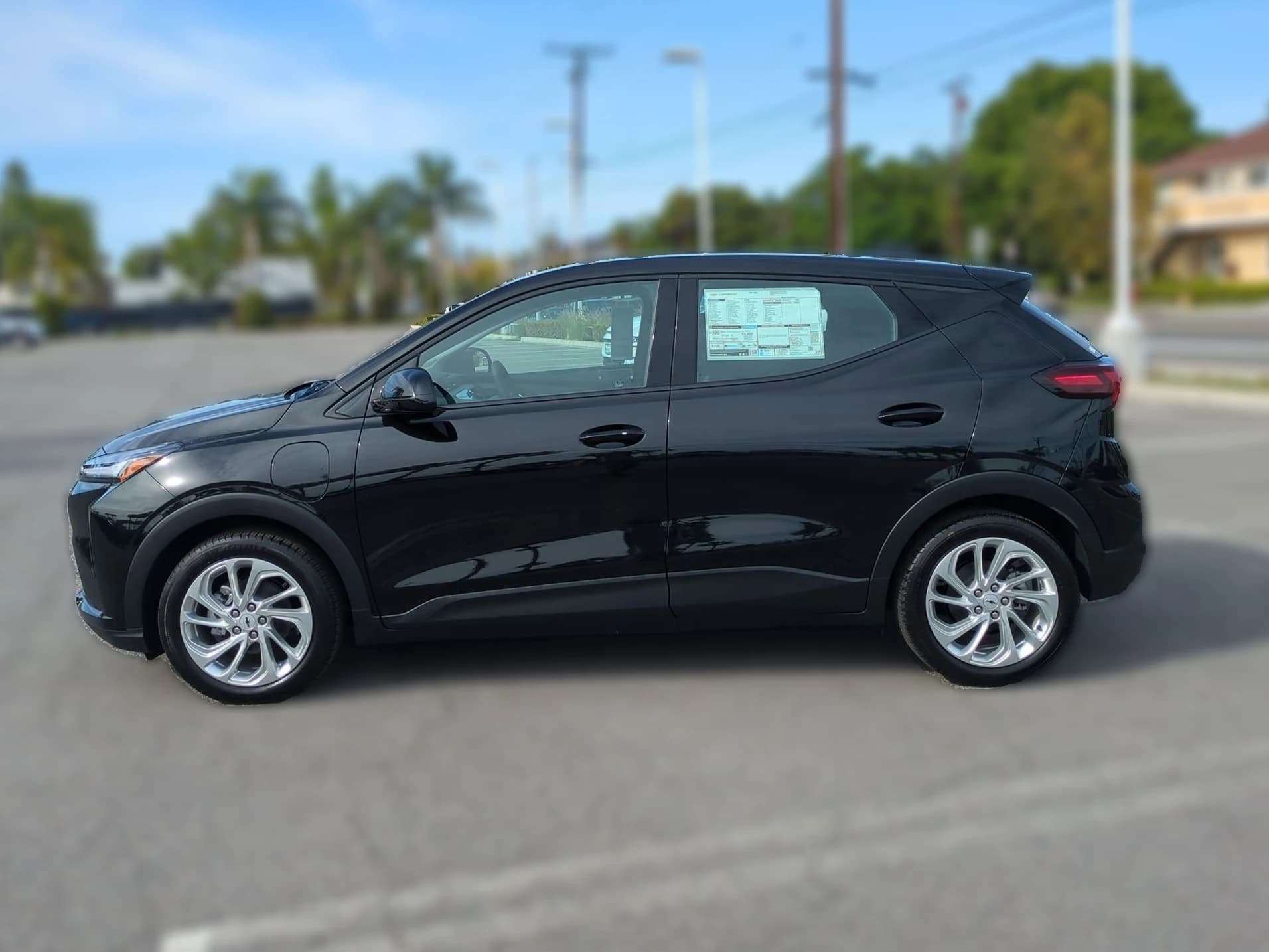 Chevrolet Bolt LT FWD 4dr 2027 — side view