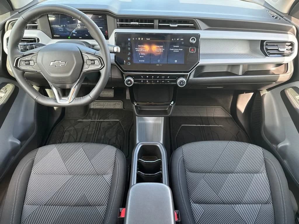 Chevrolet Bolt LT FWD 4dr 2027 — side view