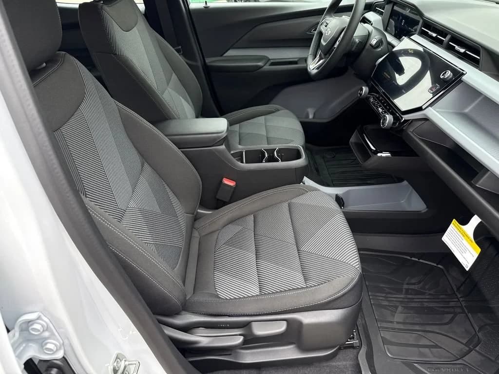Chevrolet Bolt LT FWD 4dr 2027 — side view