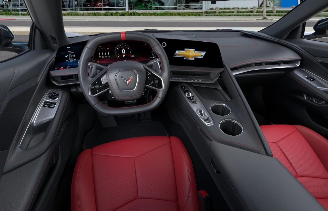 Chevrolet Corvette 1LT 2dr Stingray Cpe 2026 — side view