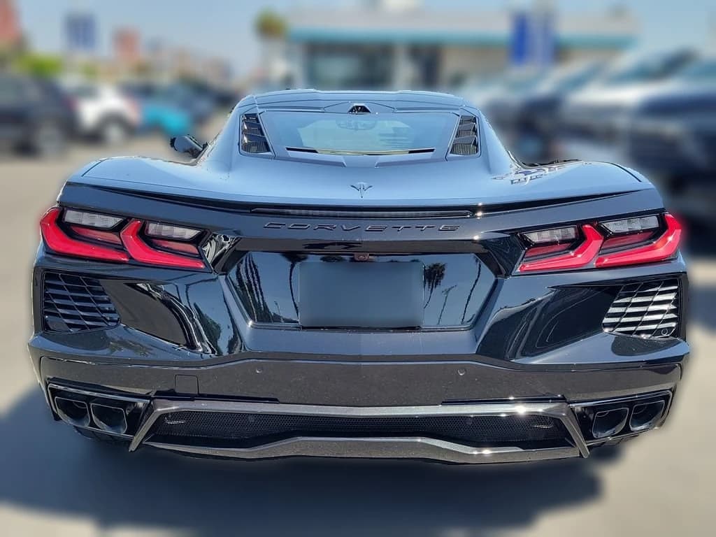 Chevrolet Corvette 1LT 2dr Stingray Cpe 2027 — side view