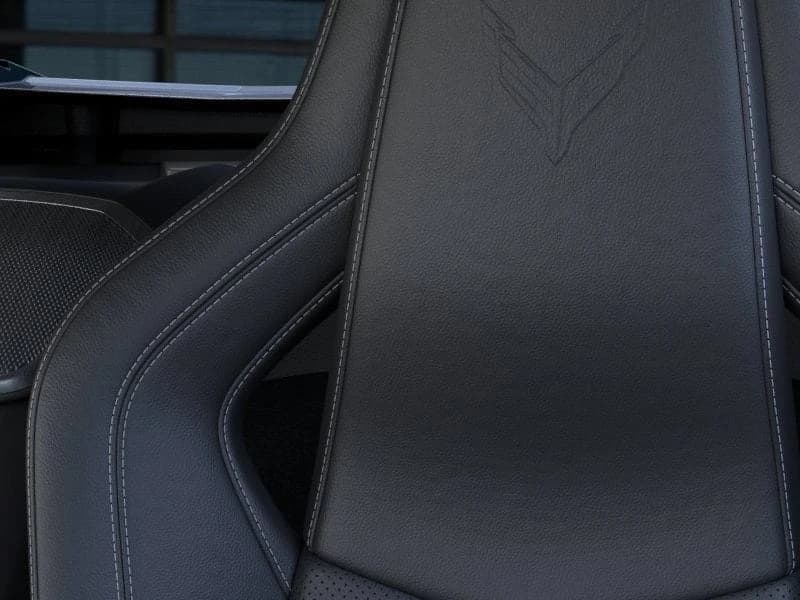Chevrolet Corvette 1LT 2dr Stingray Cpe 2027 — side view