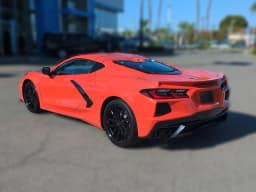 Chevrolet Corvette 1LT 2dr Stingray Cpe 2027 — side view